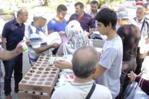 Kanseri yendi 5 yıldır ş&uuml;k&uuml;r ikramında bulunuyor