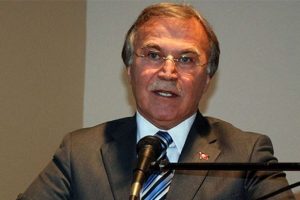 Mehmet Ali Şahin'den Anayasa a&ccedil;ıklaması
