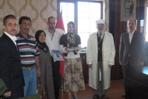 Ermenistan uyruklu Ani M&uuml;sl&uuml;man oldu