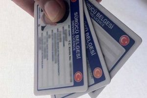 Maliye Bakanı'ndan ehliyet itirafı