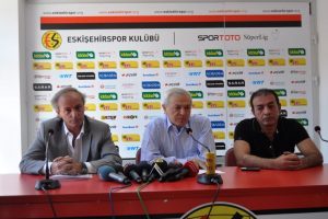 "Necati Ateş Eskişehir'de kalacak"