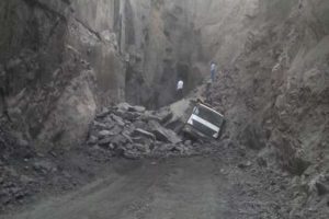 G&ouml;&ccedil;&uuml;k altında kalan iş&ccedil;ilerin cesetler bulundu