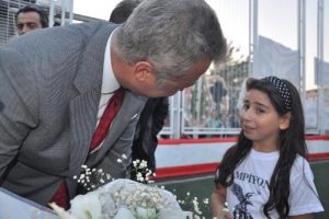 Fikret Orman'dan Helin'e ameliyat s&ouml;z&uuml;