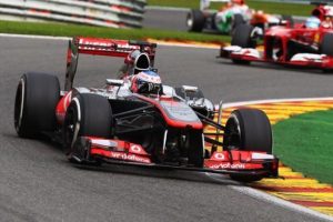McLaren'e podyum yolu kapalı