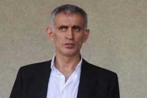 Hacıosmanoğlu'na istifa &ccedil;ağrısı