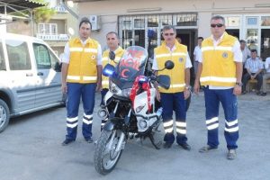 112 acil motosiklet ekipleri g&ouml;rev başında
