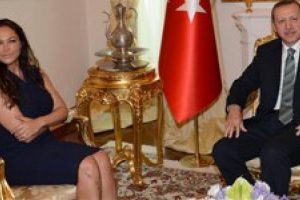 H&uuml;lya Avşar'dan Başbakan'a ilgin&ccedil; soru