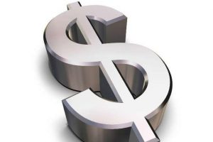 Dolar rekora doymuyor