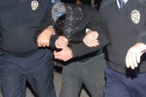 Su&ccedil;lular Bursa polisinden ka&ccedil;amadı