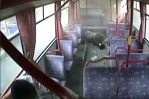 Kaza anı ve yolcuların paniği kamerada