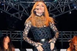 Sevgisi konser bitene kadarmış...