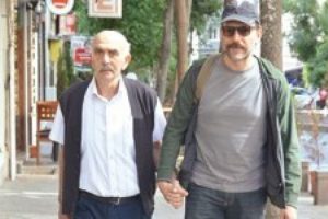 Uzuner ,kayınpederiyle y&uuml;r&uuml;y&uuml;şte