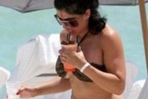 Bikini şov!