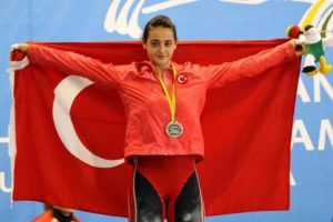 Yasemin'den b&uuml;y&uuml;k başarı!