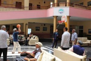 Huzurevinde basket turnuvası