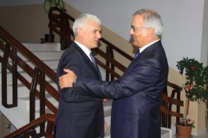 Milletvekili Şahin'den yeni kaymakama ziyaret