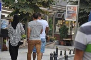 Amrabat'tan gazetecilere: Yengeyi &ccedil;ekmeyin