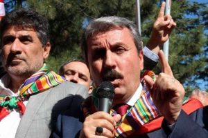 Destici, protokol&uuml; terk etti