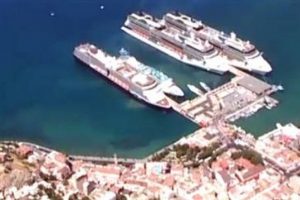 T&uuml;rk feribotuna Sisam'da el konuldu