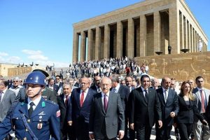 CHP 90. yıl d&ouml;n&uuml;m&uuml;n&uuml; kutluyor