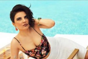 A&ccedil;ıkhava'da vereceği konserin şarkılarını hayranlarına soruyor