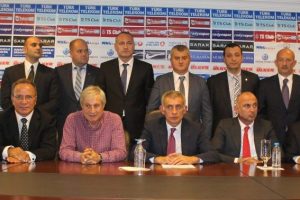 "Kupa bizim namus borcumuzdur"