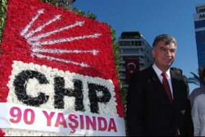 CHP İzmir'de kuruluşunu kutladı