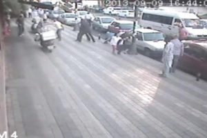 &Uuml;sk&uuml;dar'da silahlar konuştu!