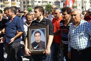 Ahmet Atakan'ın d&uuml;şme anı kameralarda