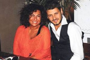 "Yazın; yeni gen&ccedil; sevgilim"