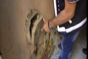 Elektrik kutusunu zula yapmışlar
