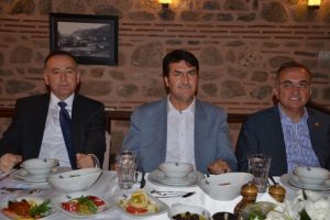 D&uuml;ndar sanayicileri ağırladı