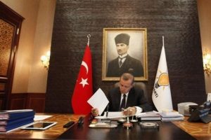Başbakan'ın masasındaki son anket!