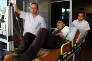 Silaj makinesi kolunu kopardı!