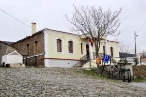 49 yıl sonra Rum Okulu'nda zil &ccedil;alacak