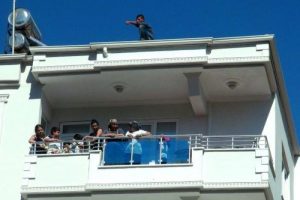 5'inci kattan atlamak istedi