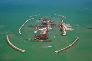 D&uuml;nyanın en pahalı enerji projesinde &uuml;retim başladı