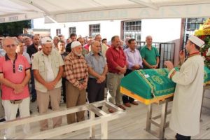 Ergenekon h&uuml;k&uuml;ml&uuml;s&uuml;ne cenaze izni