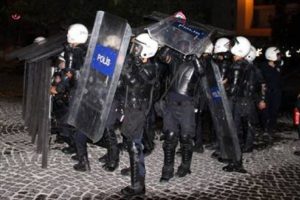 12 Eyl&uuml;l gerginliği: 4 g&ouml;zaltı
