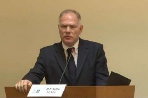 T&uuml;rk b&uuml;y&uuml;kel&ccedil;iden AB'ye sert &ccedil;ıkış