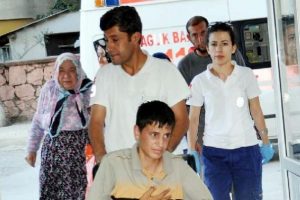 &Ccedil;adır kentte kavga