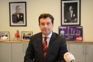 T&uuml;rk bankacıların yeni g&ouml;zdesi Azerbaycan