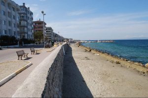 Mudanya'da denizin &ccedil;ekilmesi tedirginliğe neden oldu
