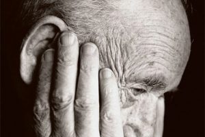Yakınınız Alzheimer hastası ise dikkat!