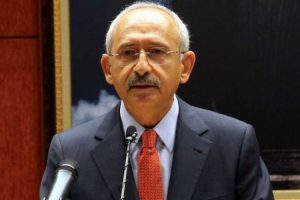 "&Uuml;lke demokratikleşecek ama halkın haberi yok"