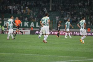 "Taraftarlarımızdan &ouml;z&uuml;r diliyoruz"