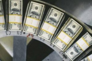 3 bin dolar maaşı duyan koştu