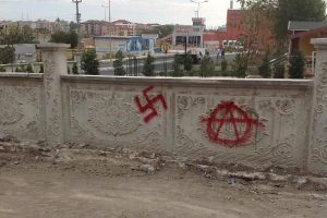 Mezarlıkta tehlikeli tahrik