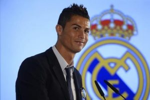 Ronaldo servet kazanacak!