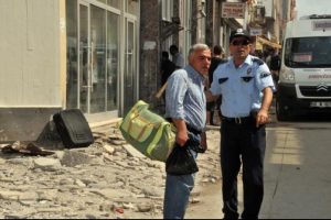 Vatandaşı ş&uuml;pheli valiz korkutmadı